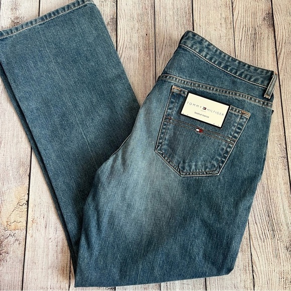 Tommy Hilfiger Low Rise Bootcut Jeans 14 - Picture 1 of 7